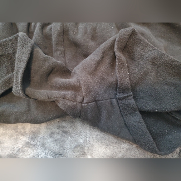 Shorts - Picture 7 of 7